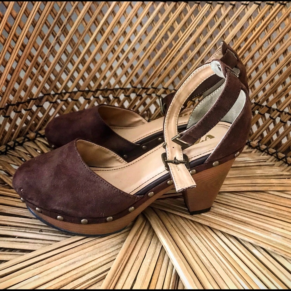 Dark brown Mules